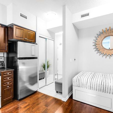 Aoc Suites - High-Rise Condo - City View Toronto Esterno foto