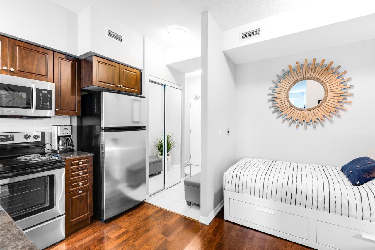 Aoc Suites - High-Rise Condo - City View Toronto Esterno foto