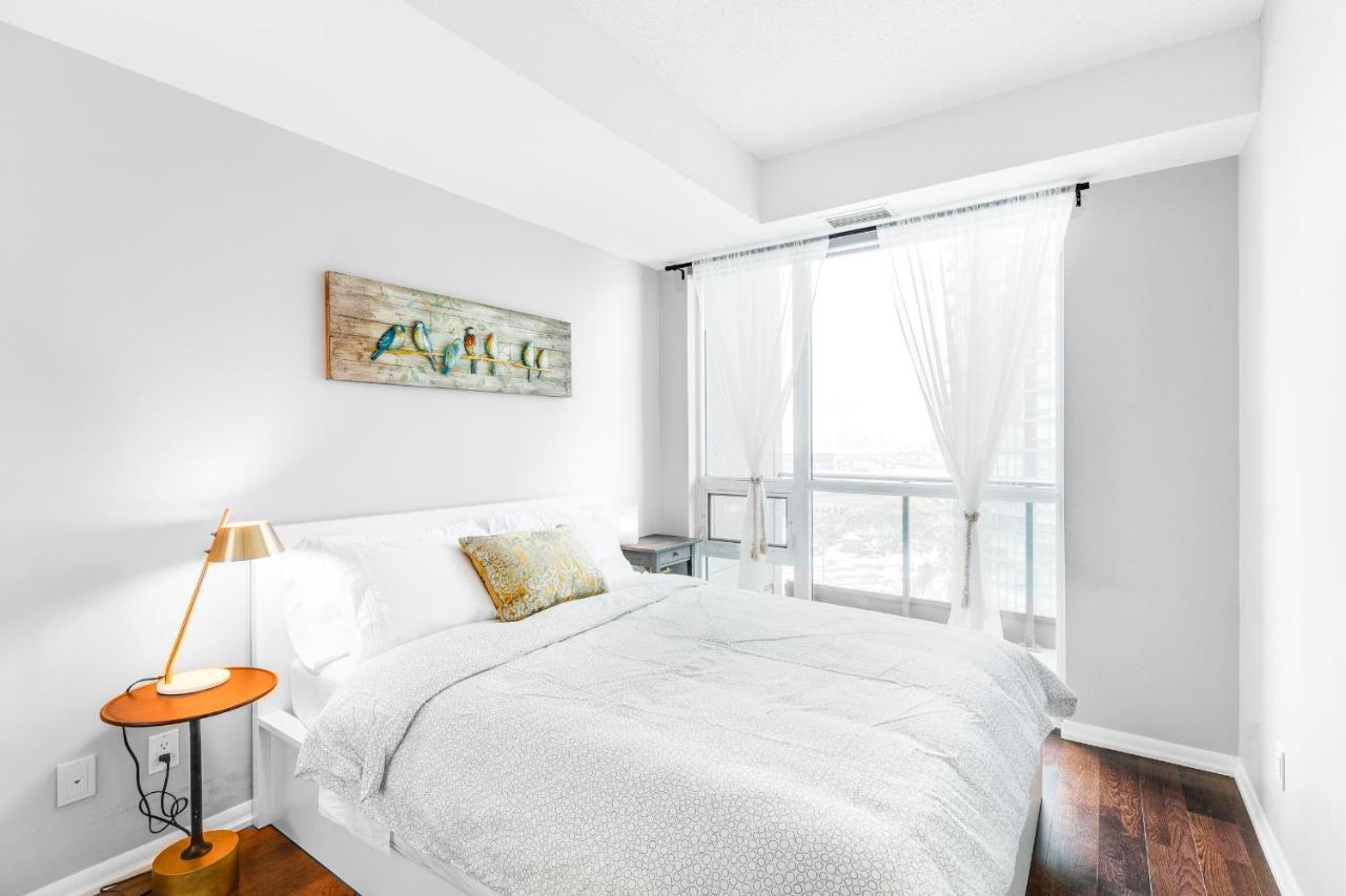 Aoc Suites - High-Rise Condo - City View Toronto Esterno foto